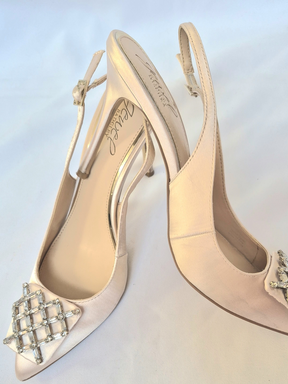 New Badgley Mischka Nude Satin Ankle Strap Glittered & Rhinestone  Stiletto S7